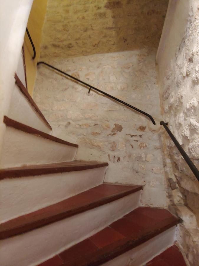 Charmante maison arlésienne à l'ombre des Arènes, de 2 à 5p Exterior foto