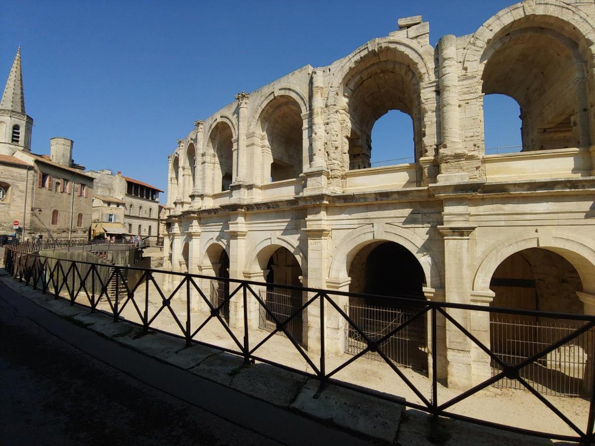 Charmante maison arlésienne à l'ombre des Arènes, de 2 à 5p Exterior foto