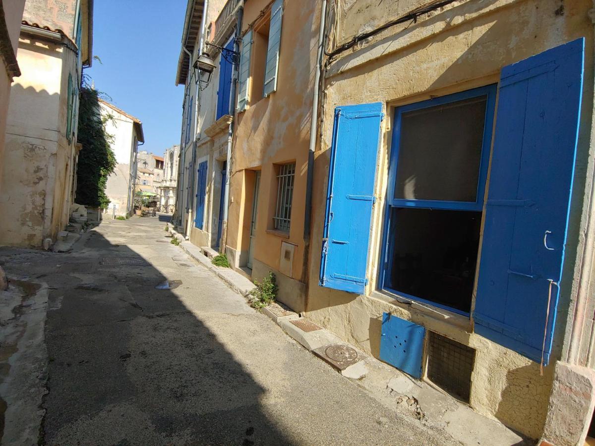 Charmante maison arlésienne à l'ombre des Arènes, de 2 à 5p Exterior foto